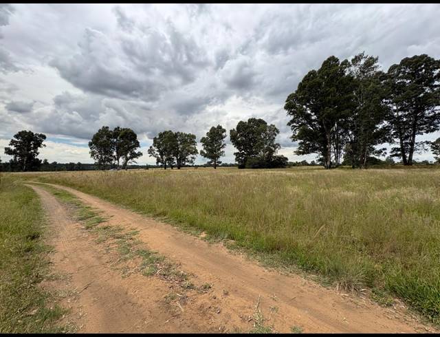 1,995M² VACANT LAND FOR SALE IN VAALPARK
